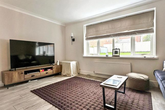 24, Lightwood Road, Staffordshire photo 3