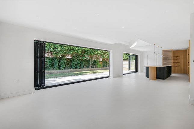 Oak Lodge, 2A, Western Road, Hassocks photo 3