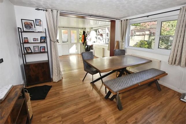 77, Twickenham Road Milber, NEWTON ABBOT photo 4