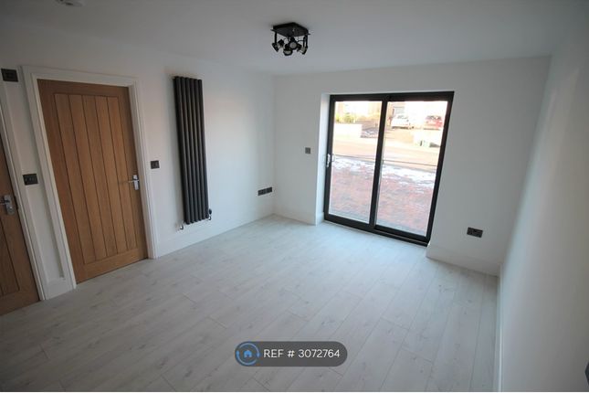 A Parkwall Road, Brook View Apartments Barrs Court, Bristol photo 2