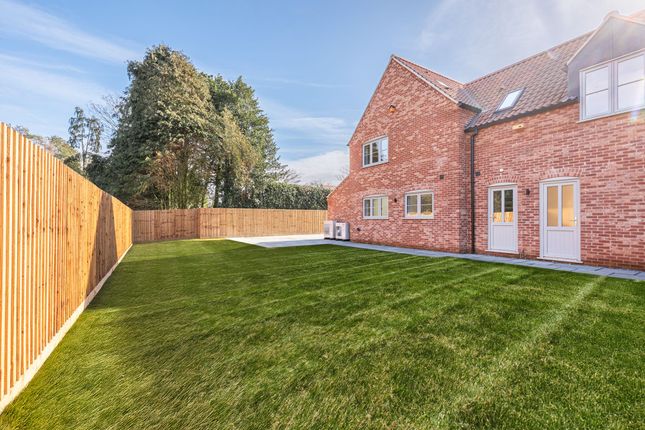 2 Towler Mews Manor Road, King's Lynn photo 2