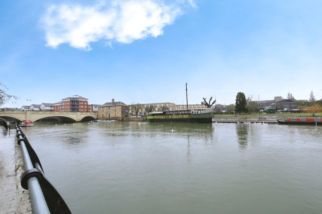 Peterborough photo 2