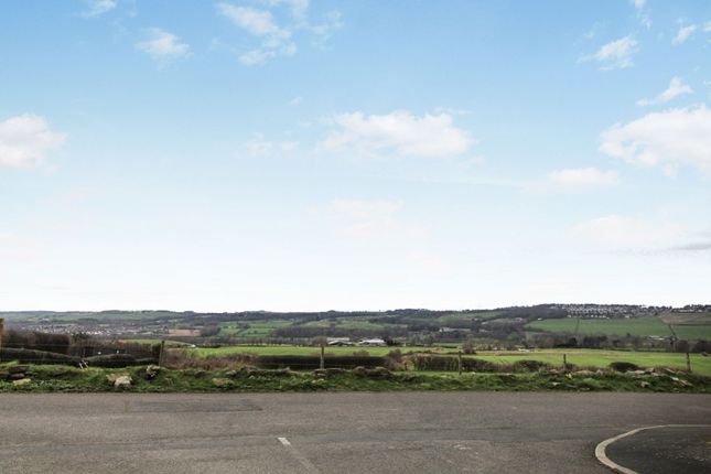 9, Crawford Gardens, Crawcrook photo 2