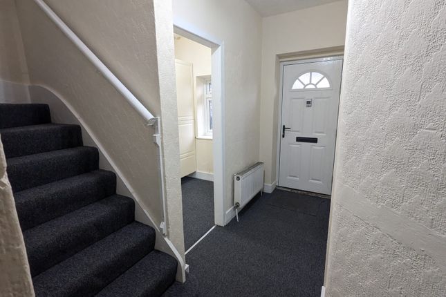 335, North Circular Road, Neasden photo 2
