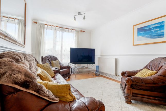 33, Waverton Road, London photo 2