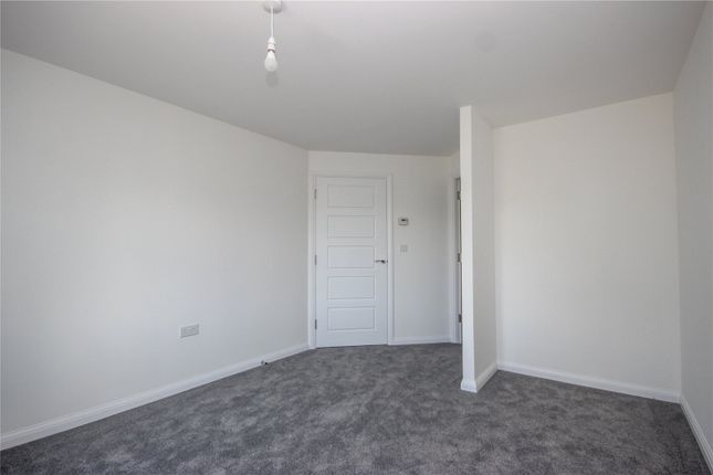 Flat to rent in Mansell Road, Patchway, Bristol, South Gloucestershire