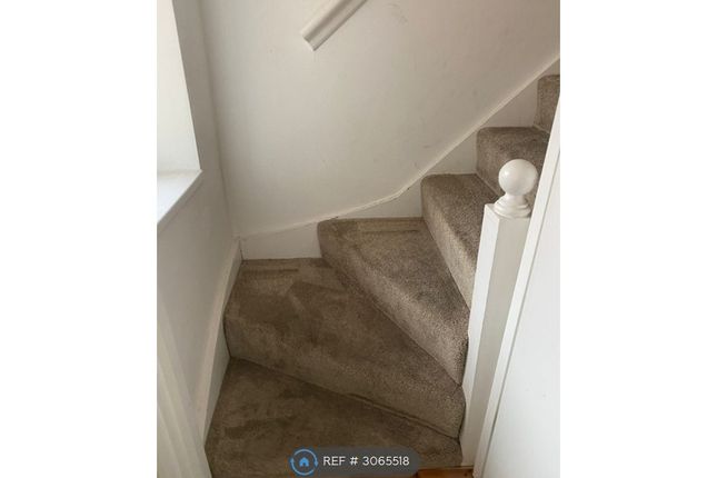 A, Hatton Road Bedfont, Feltham photo 3