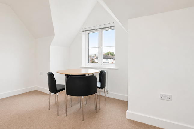 6 Earl Court, 7, Eynsham Road, Oxford photo 3
