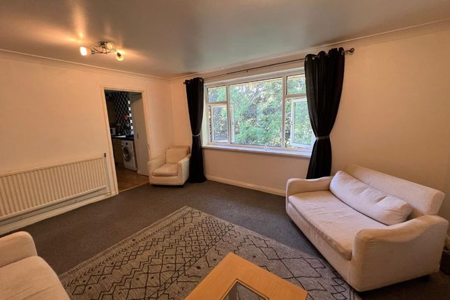 27 Colley Drive, Sheffield photo 2