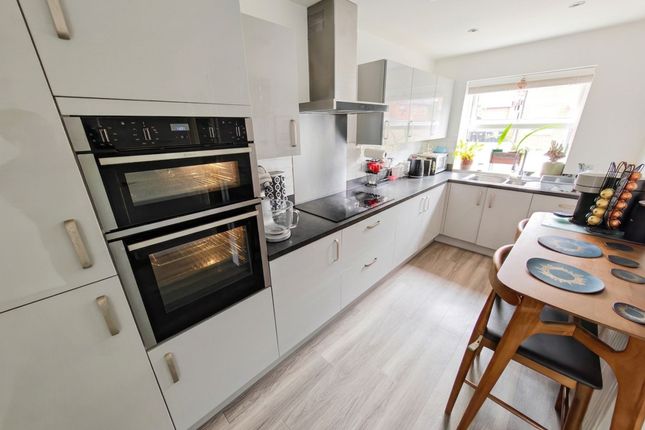 19 Yarnbrook Gardens, Trowbridge photo 4