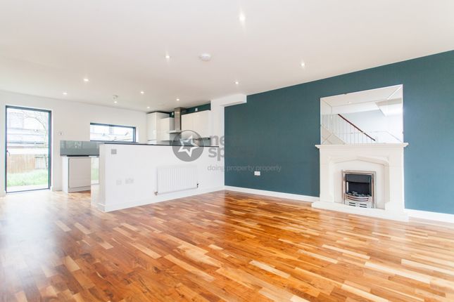 Terraced house to rent in Acer Road, Dalston