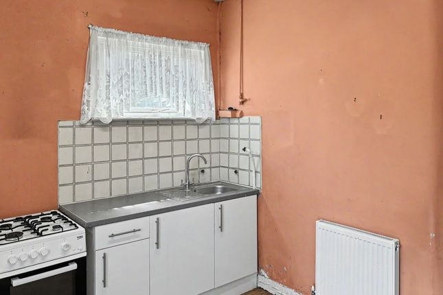 325A, London Road, Westcliff-on-Sea photo 3