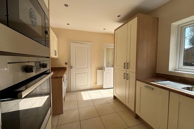 21, Port Talbot Close, Liverpool photo 5