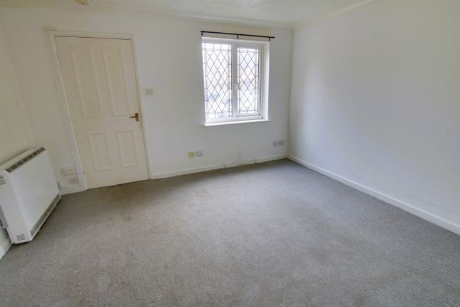 Terraced house for sale in High School Close, March