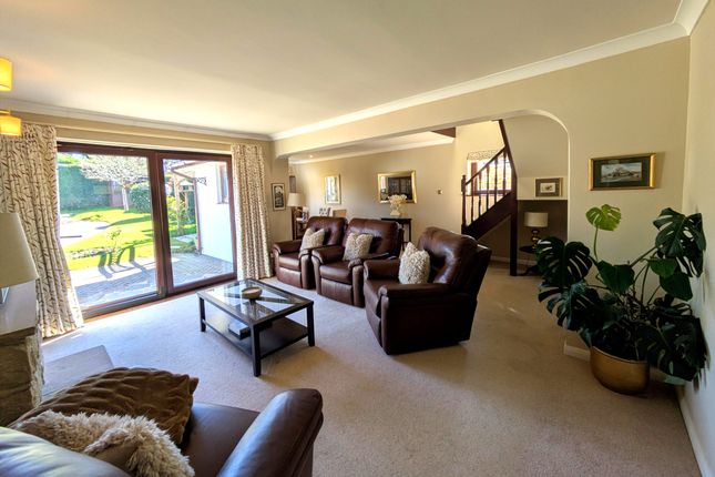 Porthallow, Rusper Road, Horsham photo 4