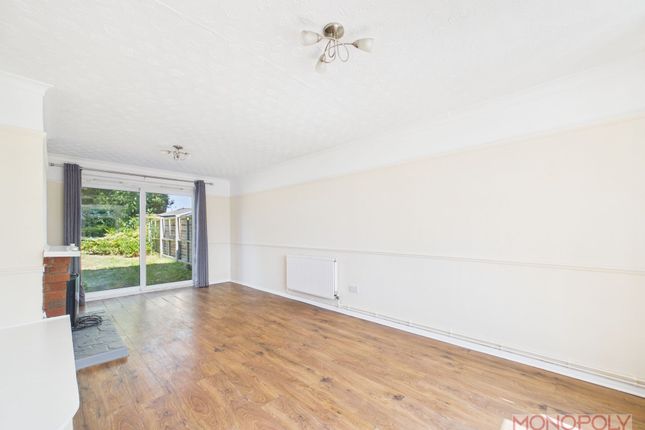 2 Bedwell Crescent, Wrexham photo 2