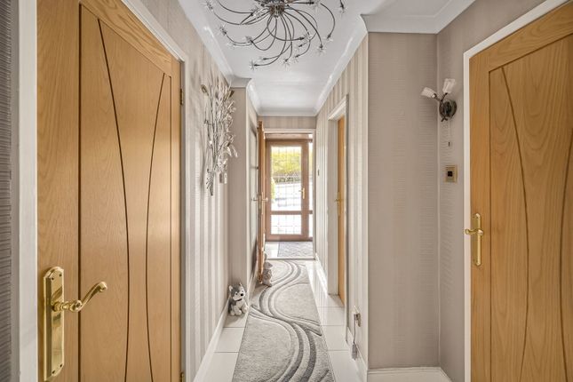 14, Skenfrith Close, Blackwood photo 3