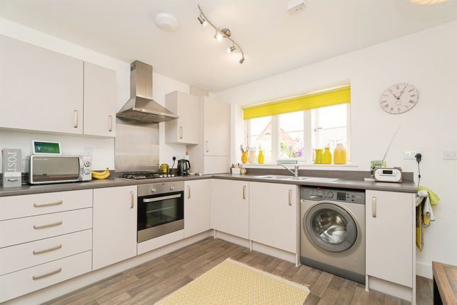 6, Tawny Owl Way, Holt photo 3