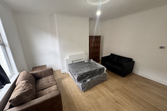 Harold Terrace, Leeds photo 3