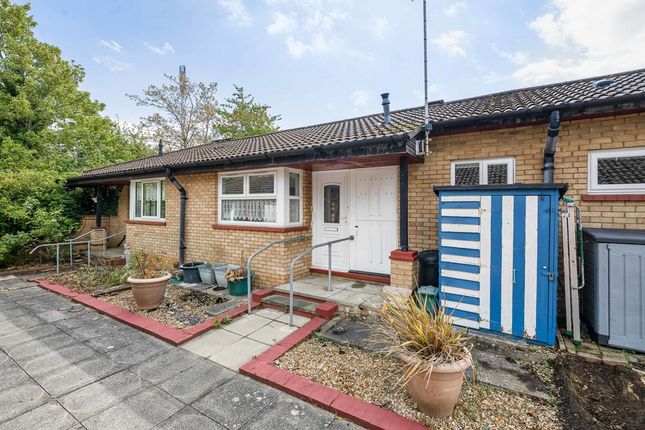 2-bed house on 83, Dexter Avenue, Milton Keynes, £25,000