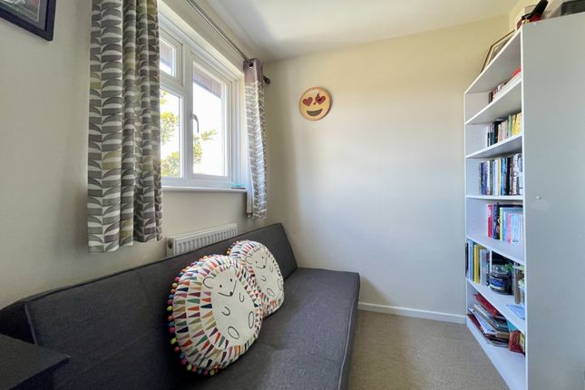 Semi-detached house for sale in Hawthorn Way, Alphington