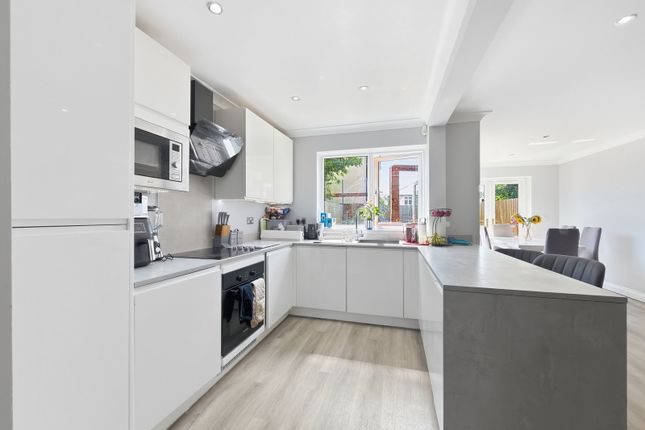 33, Murrayfield Road, Cardiff photo 4