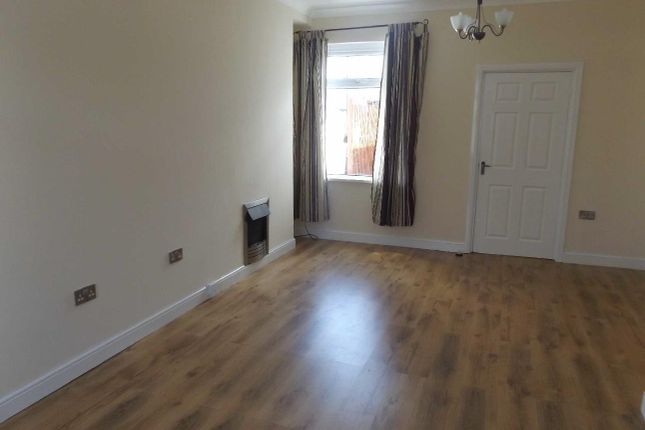 19, Caerphilly photo 5