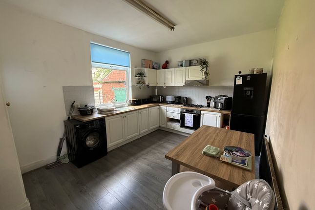 61, Bywell Road, Dewsbury photo 2