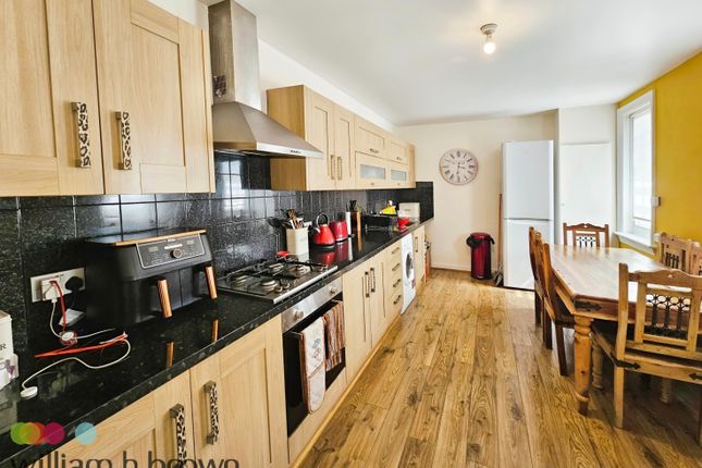 Flat 2, 1a, Hordle Street, HARWICH photo 2
