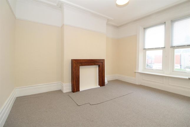 144, Heaton Park Road, Newcastle Upon Tyne photo 4