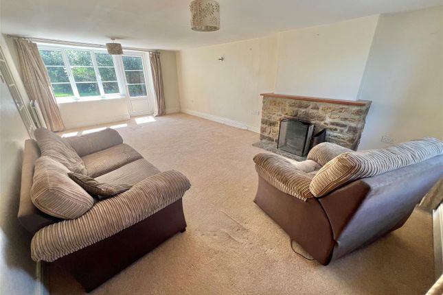 18, Front Street, Gillingham photo 4