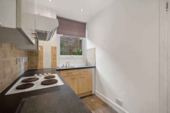 1-3 Allan Flats,, Millrow, Dunblane photo 4