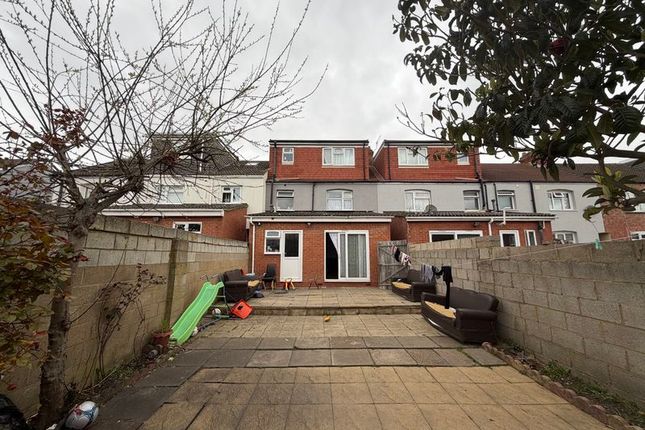 58, Holland Road, Luton photo 2
