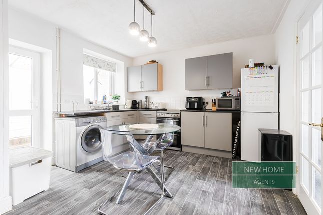 30, Pleasant View, New Tredegar photo 2