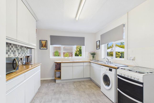17, Malvern Road, Aylesbury photo 4