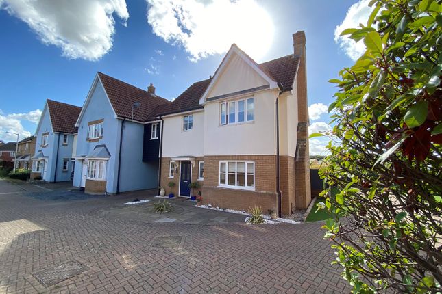 Thumbnail Link-detached house for sale in Dunnock Close, Stowmarket