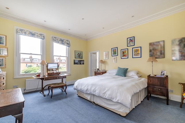9, Larpent Avenue, London - Wandsworth photo 3