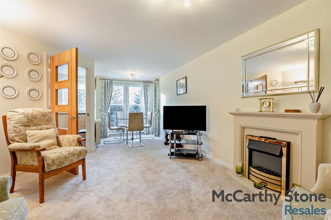 42 Dutton Court, Station Approach, Off Station Road, Cheadle Hulme photo 3