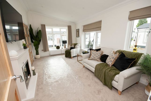 5 Millwood, New Park, Bovey Tracey photo 4