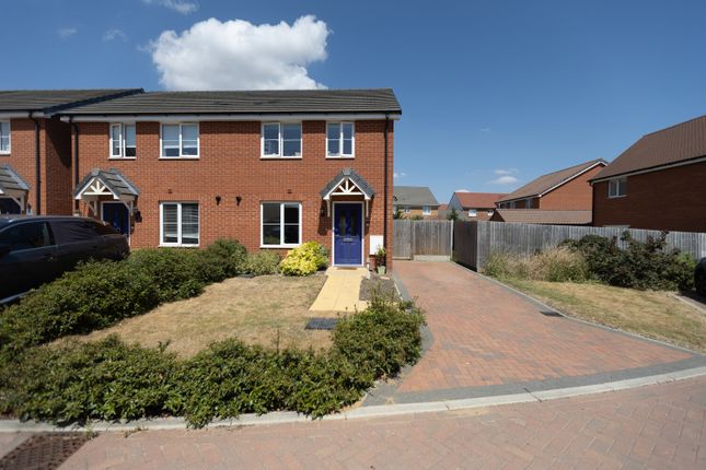 2-bed house on Walrus Drive, Maldon, Essex, £105,000