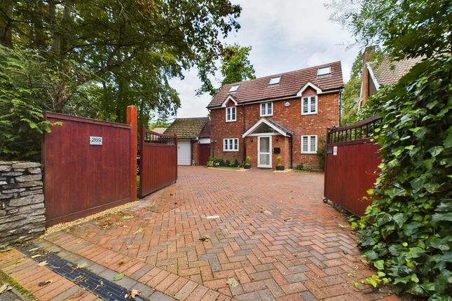 Detached house to rent in West End Road, West End, Southampton