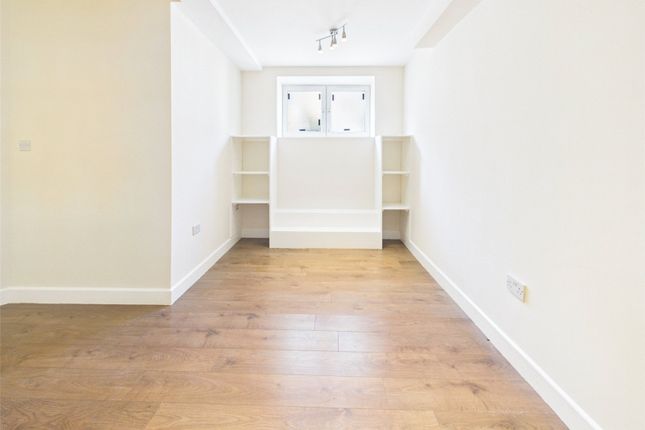 101, Holly Road, Twickenham photo 4