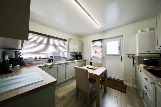 124, Compass Road, Hull photo 3