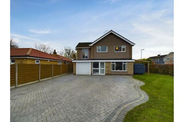 Thumbnail Detached house for sale in Saxon Court, Scunthorpe