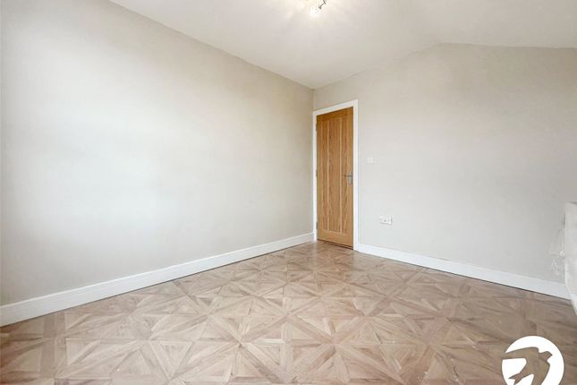 49, Pagitt Street, Kent photo 4