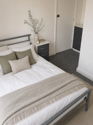 1-bed flat on Room 5, 48 Oxford Street, Grantham, £530/mo