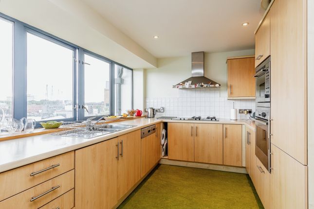 Flat for sale in The Quays, Cumberland Road, Bristol