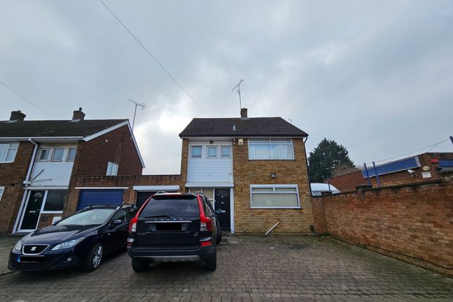 Thumbnail Detached house to rent in Wingate Road, Luton