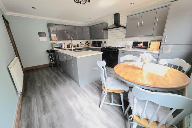 123, Cwmbach Road, Swansea photo 4
