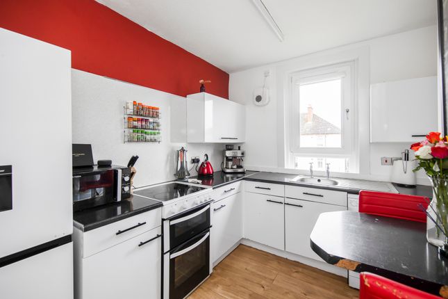 Flat for sale in 27 Haining Terrace, Whitecross, Linlithgow